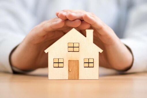 Différencier les contrats d’assurance de prêt immobilier : groupe et individuel