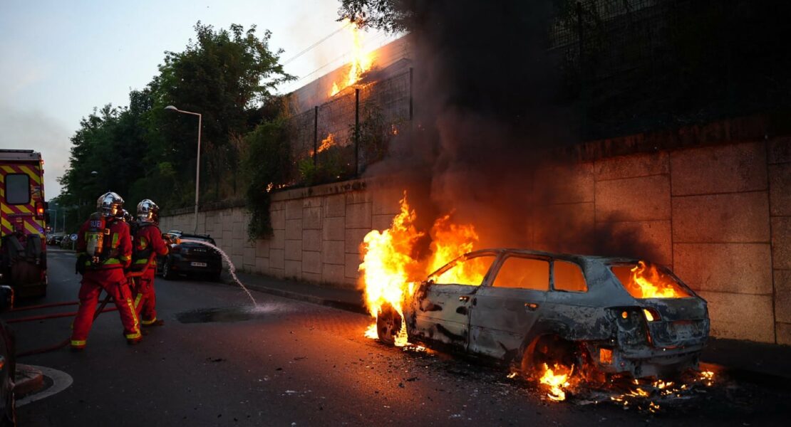 Incendies de voitures et émeutes : Êtes-vous couverts par votre assurance