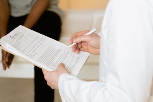 Surprime médicale en assurance emprunteur : comprendre, calculer, contester