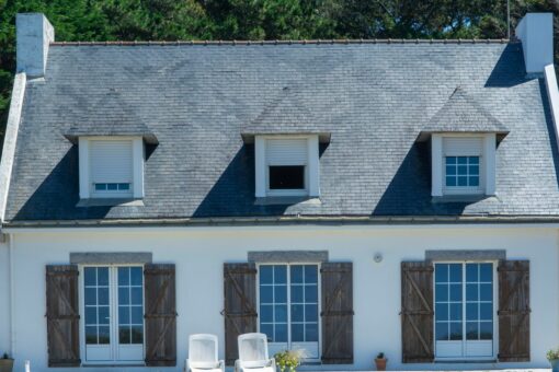 Garantie villégiature en assurance habitation : couverture, prix et attestation