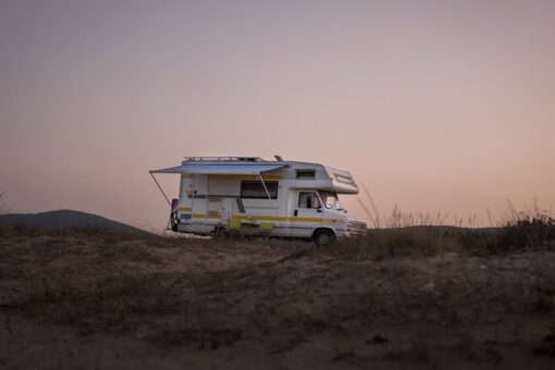 Assurance camping-car : garanties, prix moyens et obligations en 2026