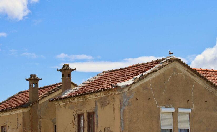 Sécheresse et fissures maison : que couvre votre assurance habitation ?