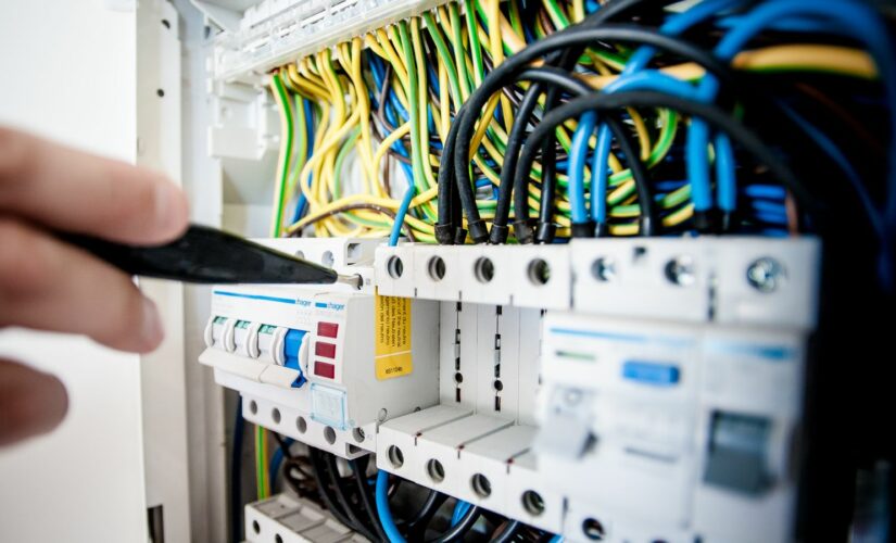 Assurance dommage électrique : garanties, exclusions et indemnisation en 2026